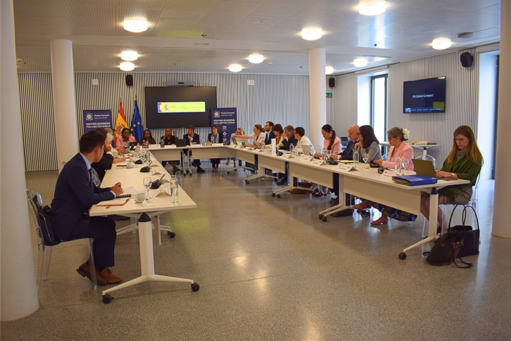 Reunión de equipo en el Ministerio de Exteriores. 